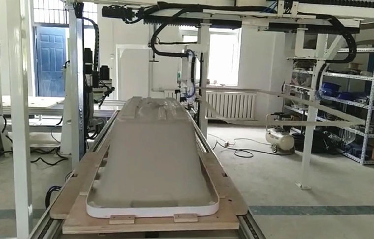 Mold's waste edge handling truss robot