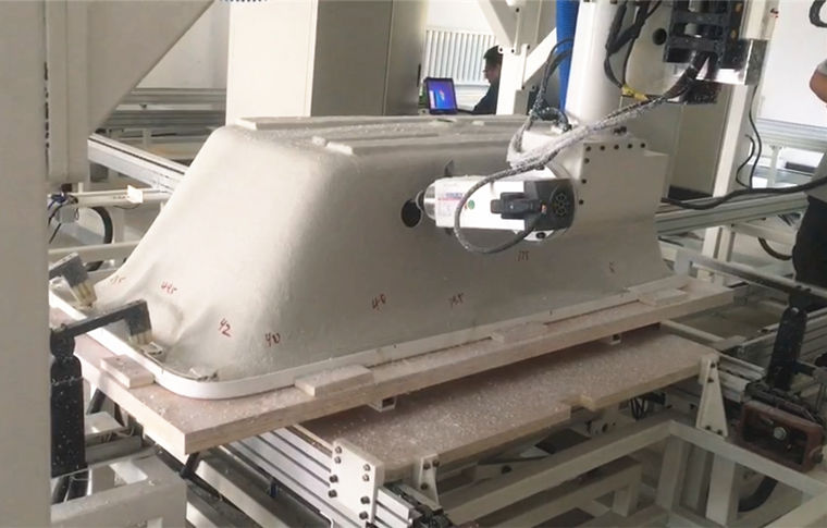 浴缸自动钻孔机械手